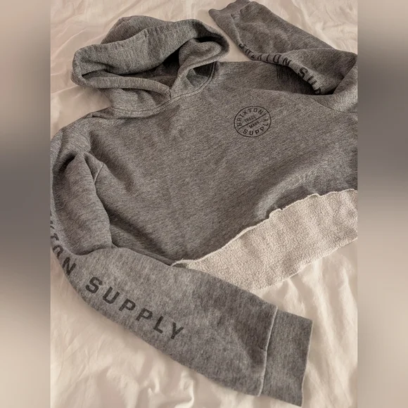 Brixton Cropped Hoodie - Raw Edge Hem - Heather Gray - Size medium - Picture 3 of 6